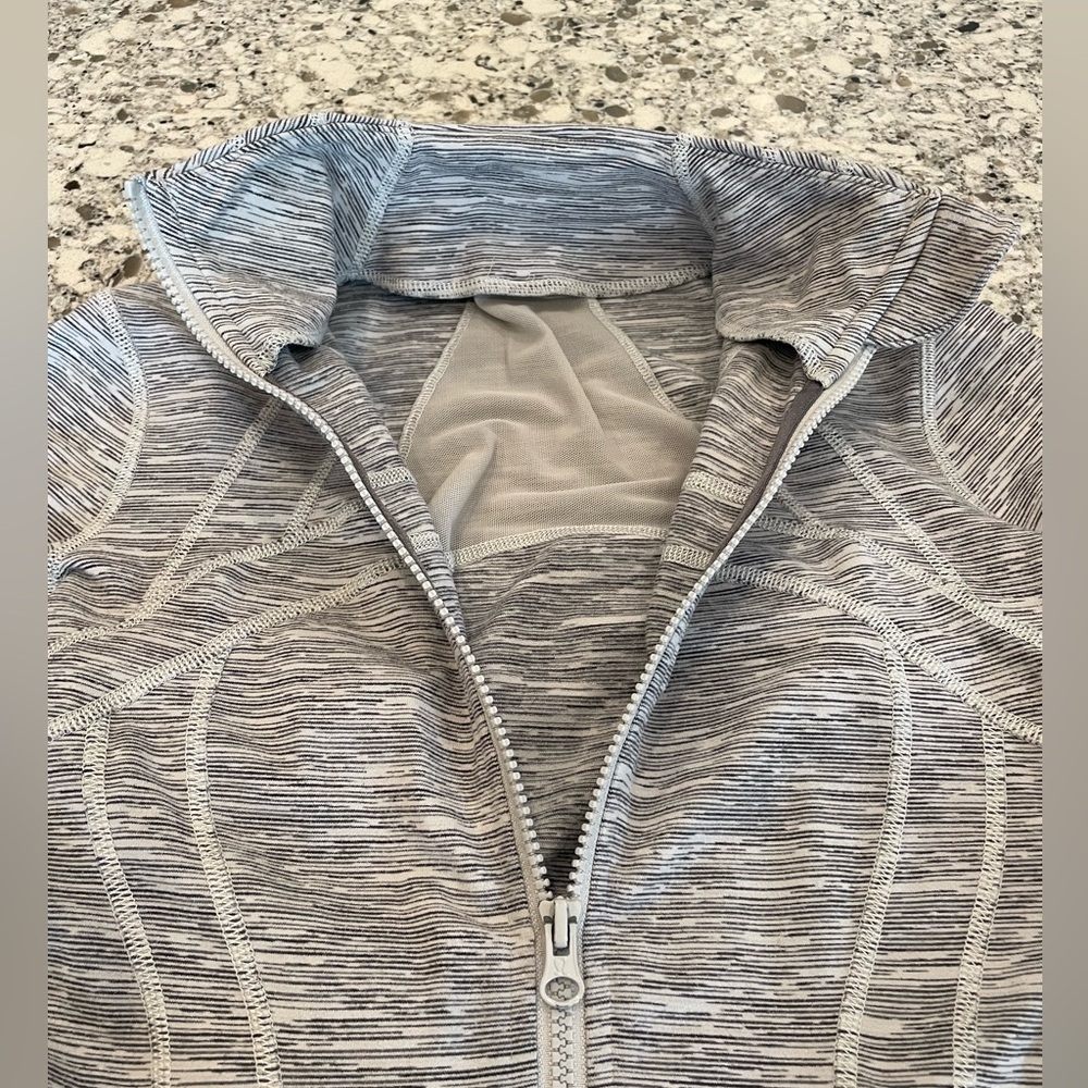 Lululemon Define Jacket Luon Gray Full-Zip Women's Sz 4 - Picture 2 of 6